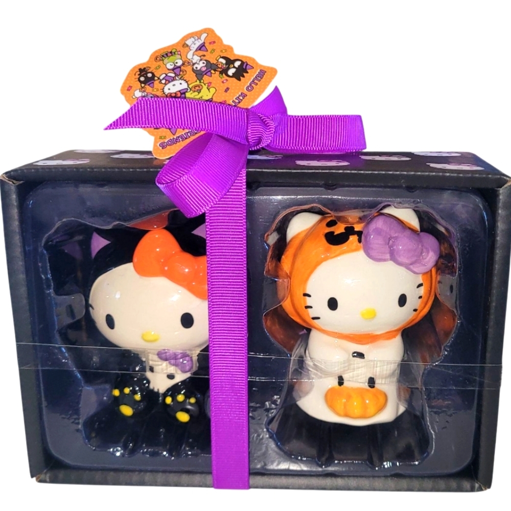 Hello Kitty Halloween Salt & Pepper Figurine Set
